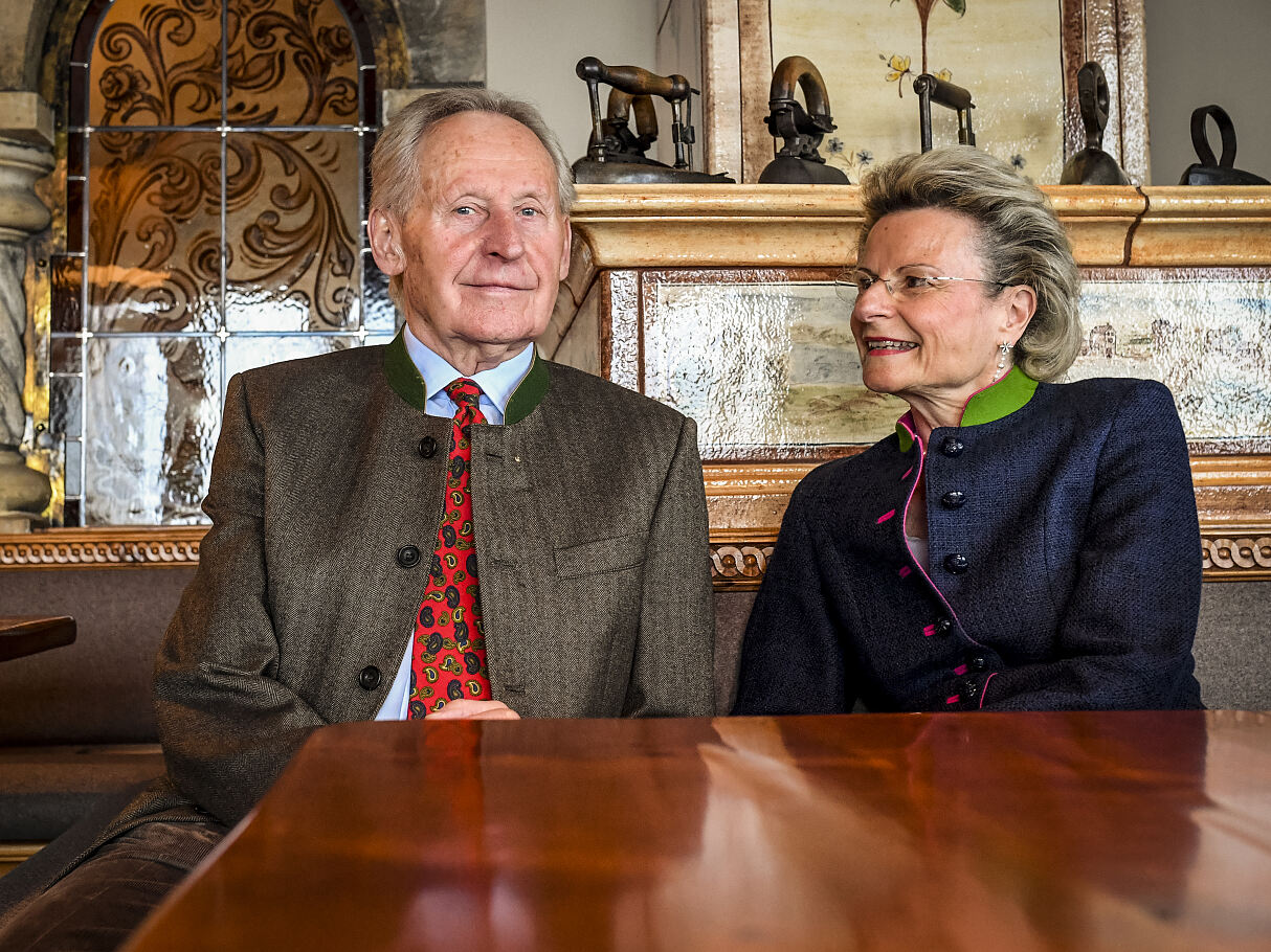 PW - 52 - Österreichische Hotellegenden - Traditionshäuser in Familienhand