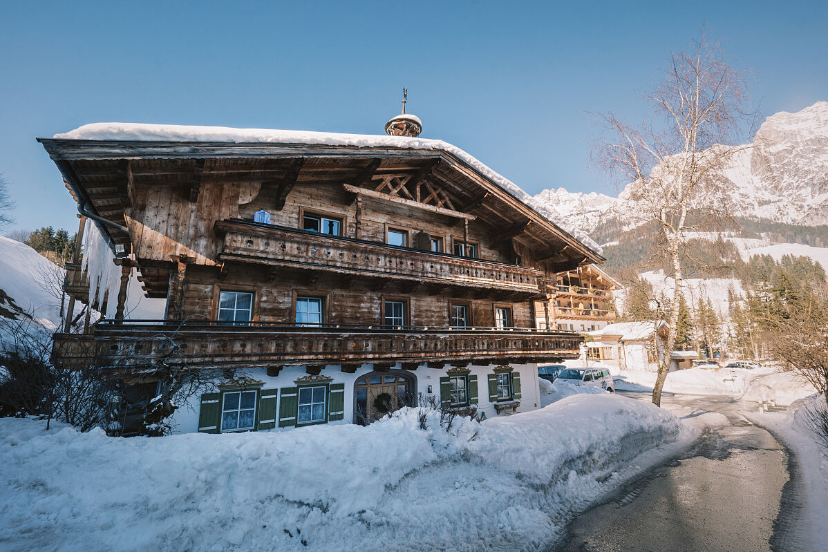 PW - 52 - Österreichische Hotellegenden - Traditionshäuser in Familienhand