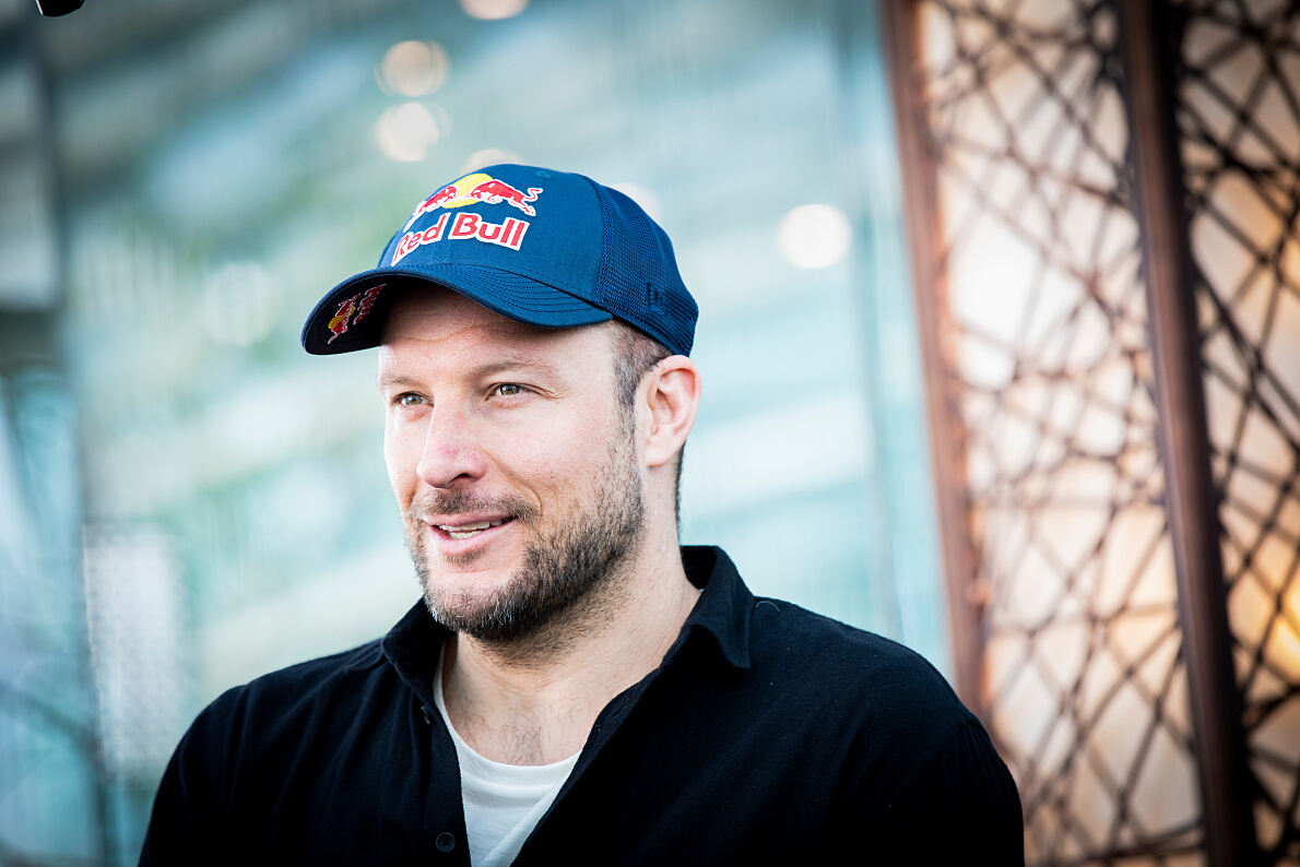 PW - 00 - Sport und Talk aus dem Hangar-7