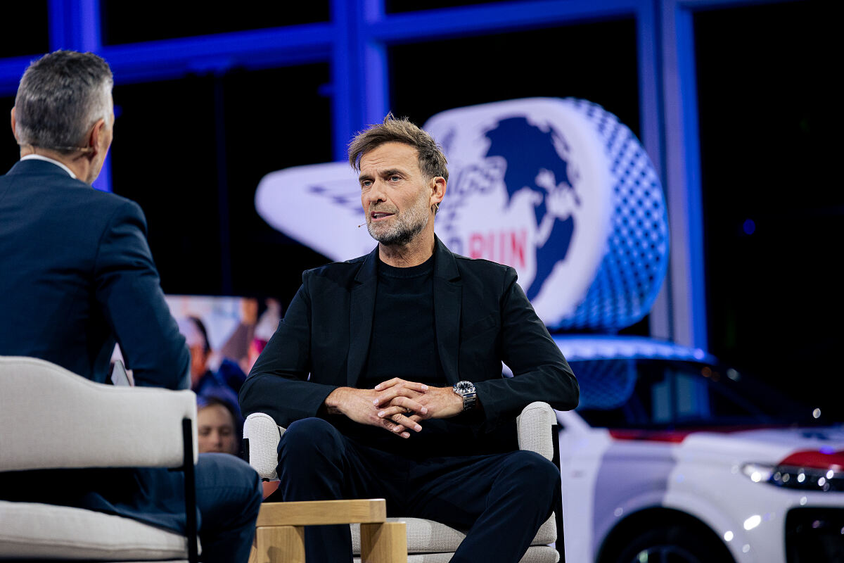 PW - 03 - Sport und Talk aus dem Hangar-7