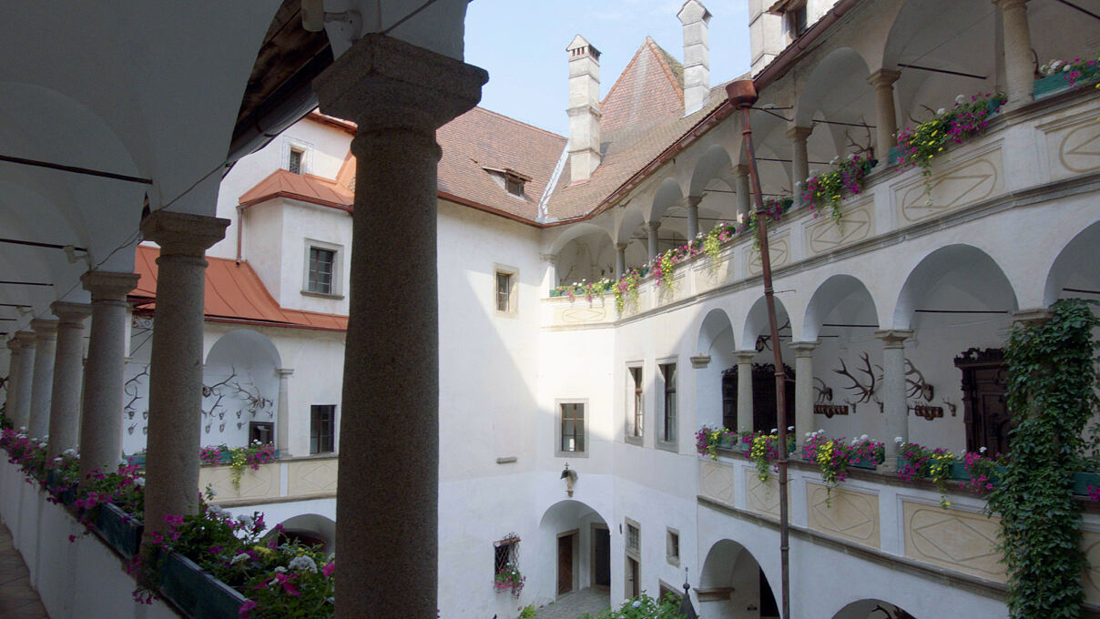 PW - 09 - Hier lässt sichs leben - Zuhause zwischen Zinnen