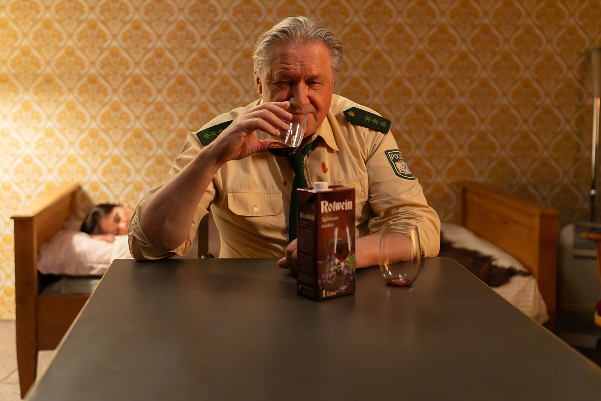 PW - 09 - Hubert ohne Staller - Zimmer ohne Aussicht