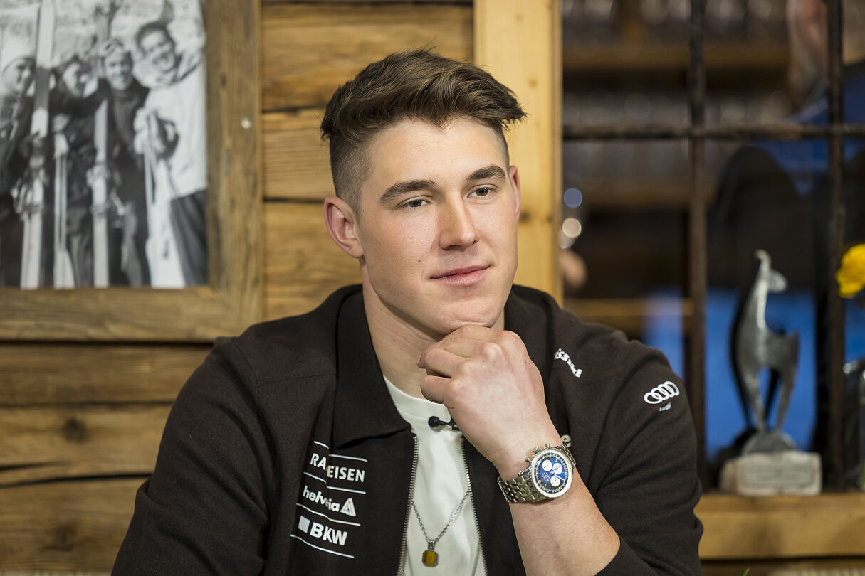 PW - 04 - Sport und Talk aus dem Hangar-7