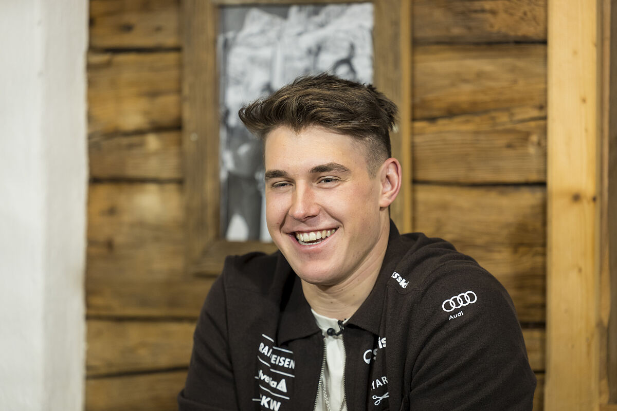 PW - 04 - Sport und Talk aus dem Hangar-7