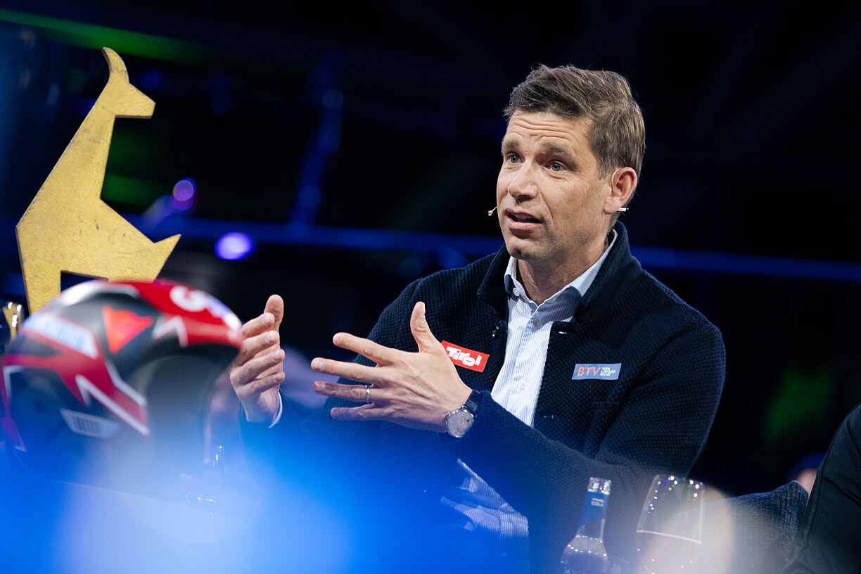 PW - 05 - Sport und Talk aus dem Hangar-7