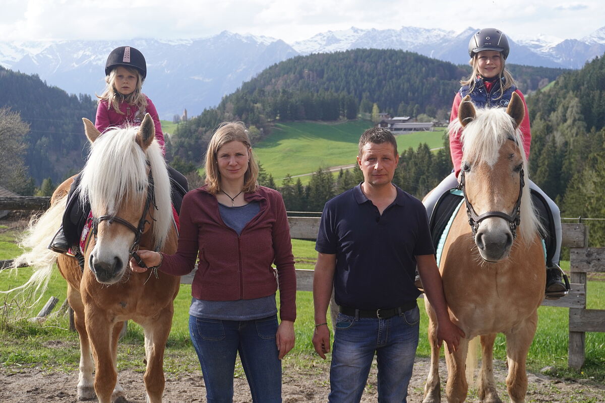 PW - 12 - Heimatleuchten - Bergfrühling in Südtirol