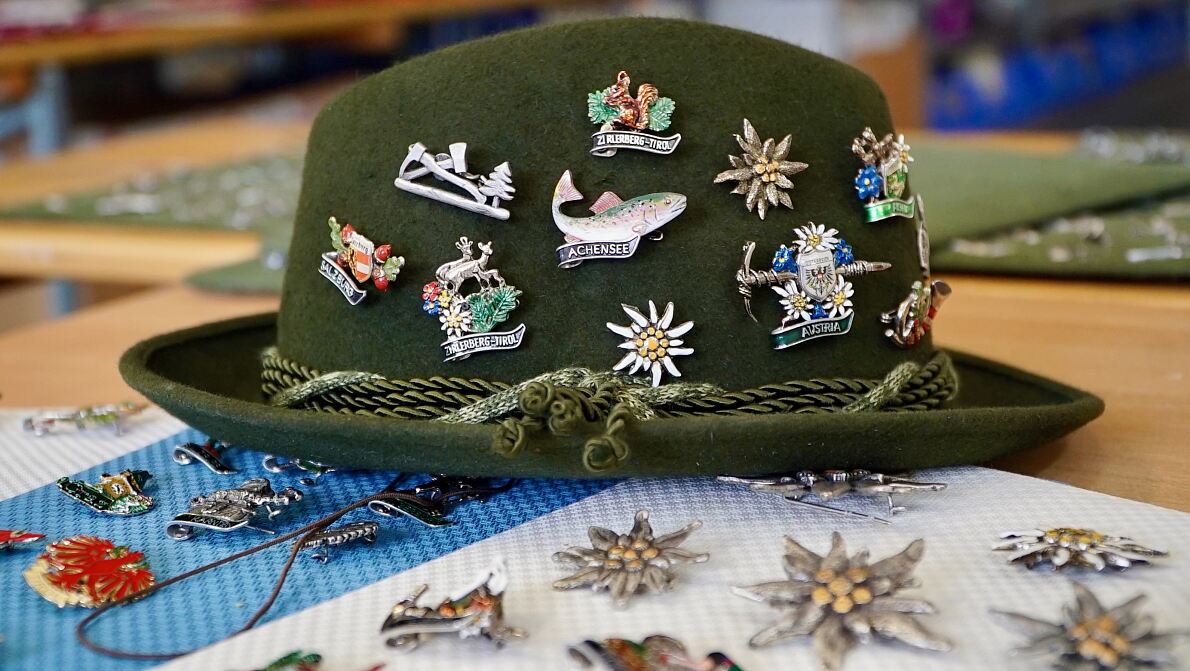 PW - 08 - Hoagascht - Zinnknopf trifft Holztascherl