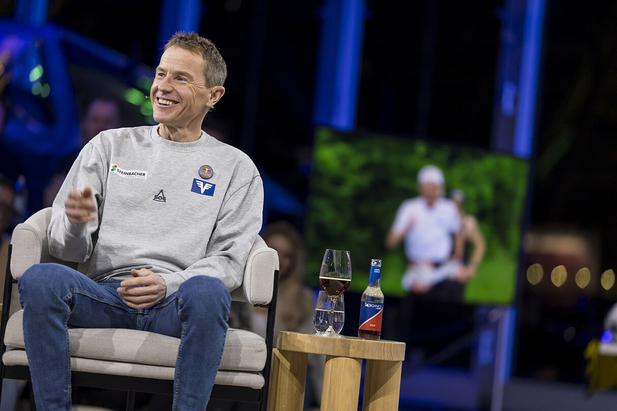 PW - 05 - Sport und Talk aus dem Hangar-7