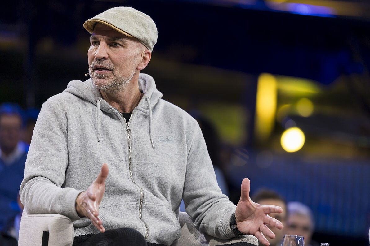 PW - 05 - Sport und Talk aus dem Hangar-7