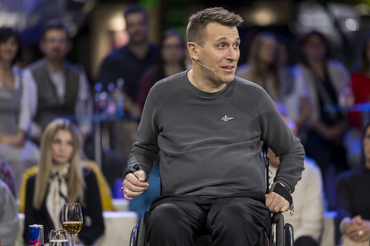 PW - 05 - Sport und Talk aus dem Hangar-7